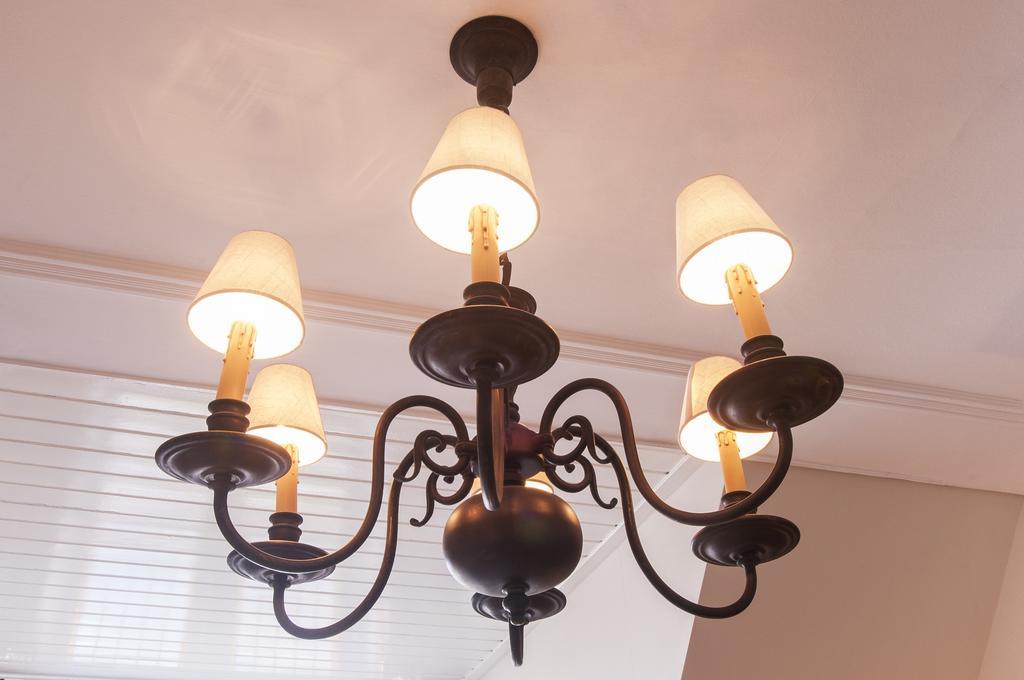 B&B De Schiedamse Suites Δωμάτιο φωτογραφία